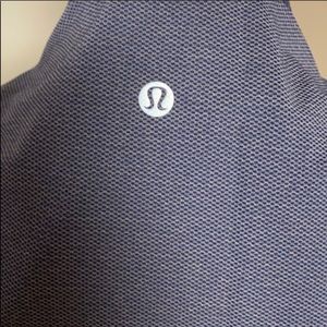 Lululemon Men's Gray and Navy Tank Large